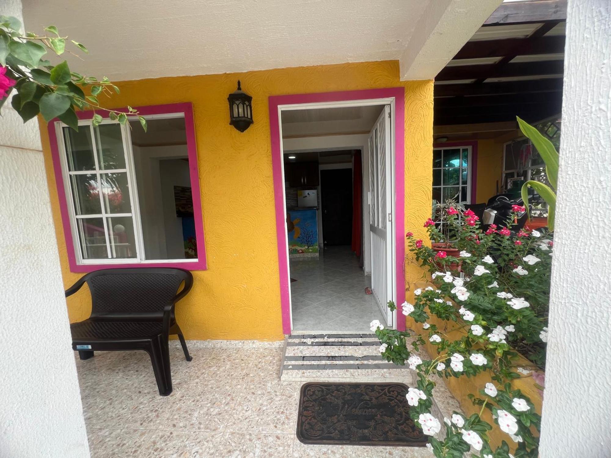 Posada Ashanty Rocky Point Exterior foto